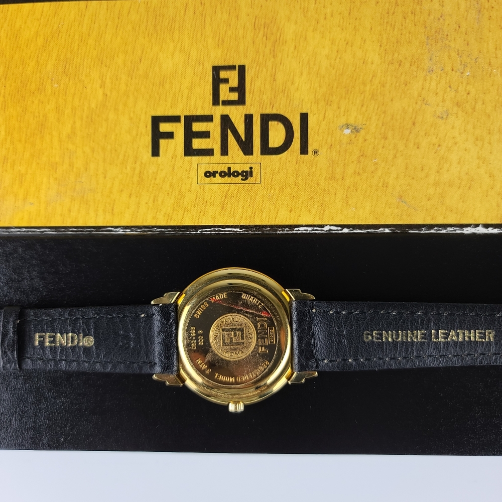 FENDI OROLOGI 300G WATCH - Picture 6 of 12